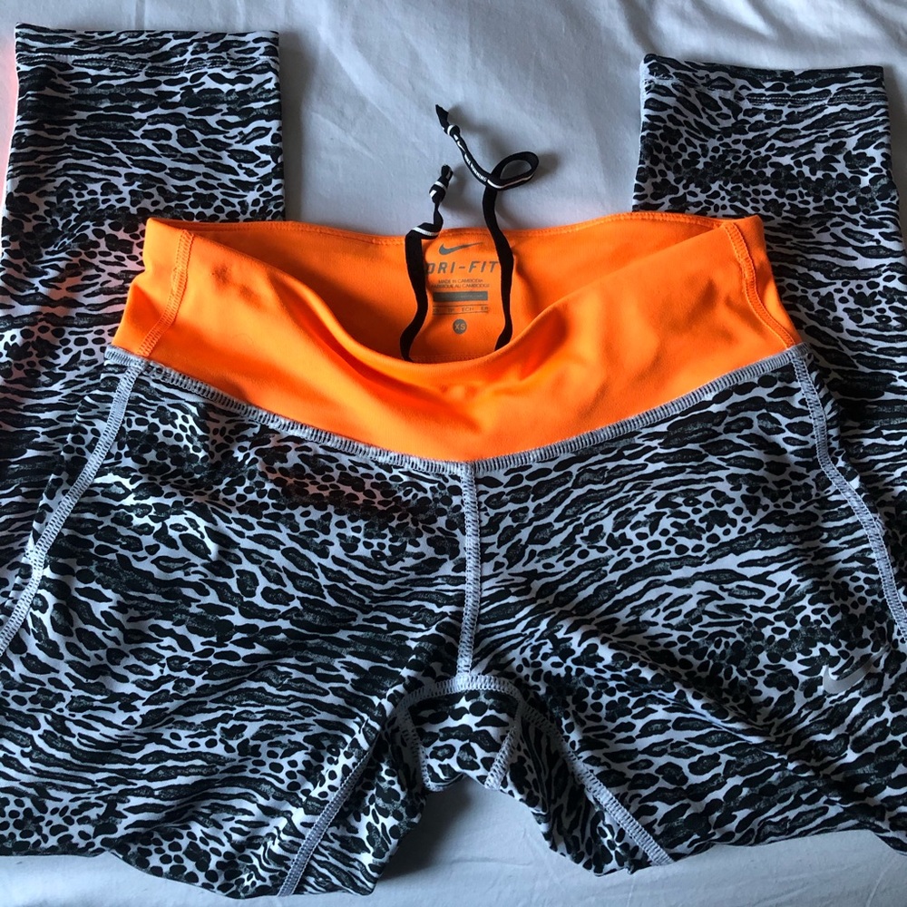 Nike Dri-Fit  Capri leggings